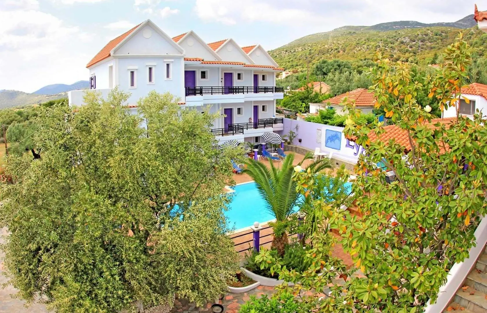 Lygies Apart Hotel Trapezaki  Aparthotel Trapezaki (Kefalonia)