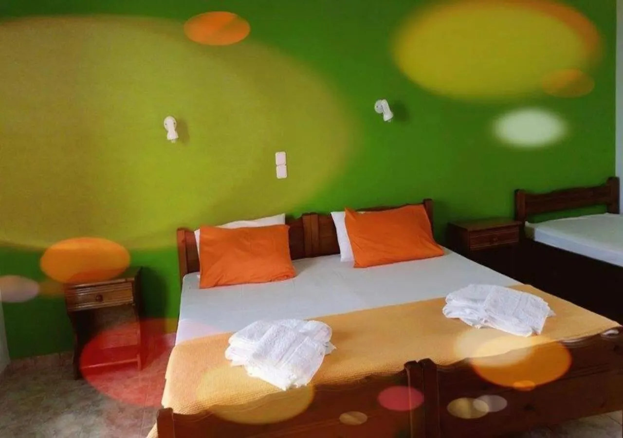 Lygies Apart Hotel Трапезаки
